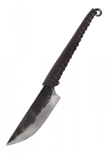 Dieses geschmiedete Messer mit einem 21 cm langen Ledergriff ist robust und langlebig. Die Klinge zeigt eine gealterte Optik, die das handwerkliche Können unterstreicht. Ideal für Kochbegeisterte und Sammler hochwertiger Messer.