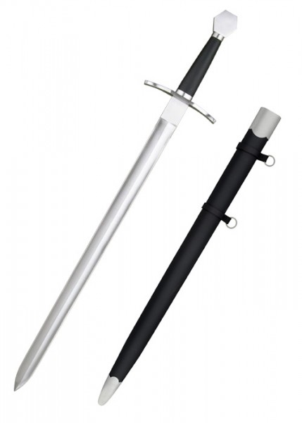 Das Agincourt-Schwert zeigt eine elegante, gerade Klinge und einen schwarzen Griff mit achteckigem Knauf. Es wird mit einer schwarz beschichteten Scheide präsentiert, deren Spitze und Mundstück in passendem Silber gehalten sind.